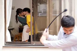 AMOZ-098 Nhặt và ăn thịt phụ nữ đã có chồng! Đoạn phim bí mật ghi lại cảnh 9 bà nội trợ tỏ ra lạnh lùng nhưng thực chất đang bực bội và quan hệ tình dục thô bạo và xuất tinh vào âm đạo!
